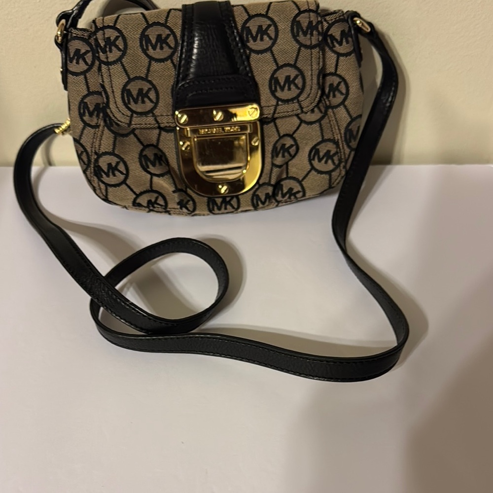 Authentic Pre-Loved Michael Kors Crossbody Bag with Gold-Tone Accents